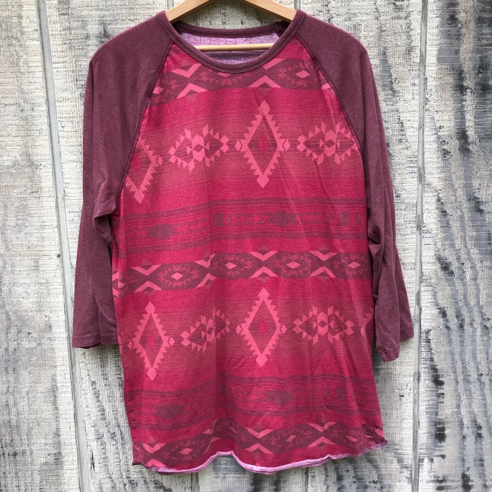 American Eagle Aztec design baseball tee